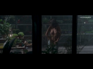 florence foresti (florence foresti nude scenes in de plus belle 2017)